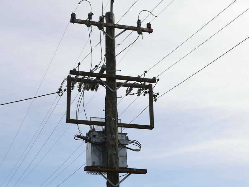 North Nowra residents cop planned power outage on 32-degree day