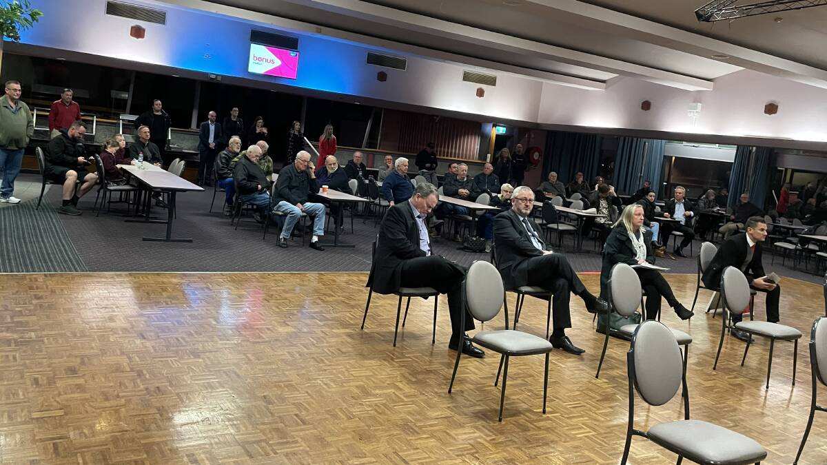 GOOD CROWD: Wednesday night's auction of the Bomaderry RSL Club attracted a good crowd.