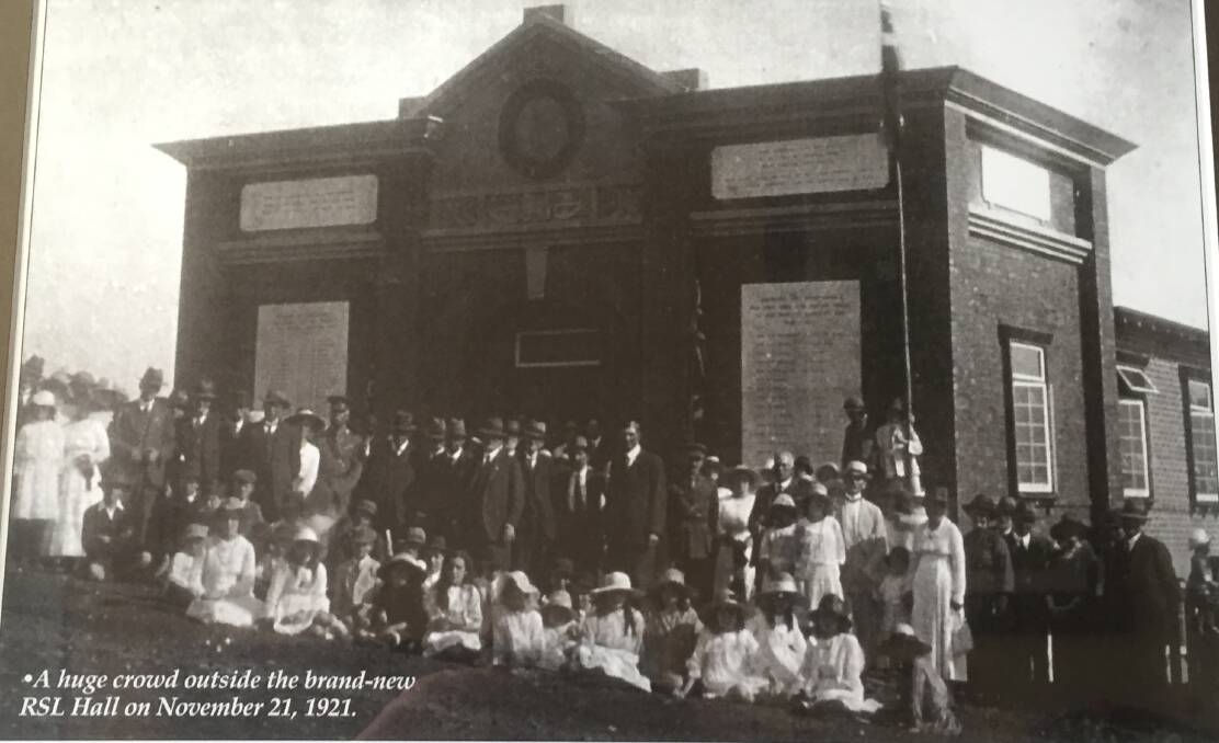 FLASHBACK: The large crowd at the official opening of the Gerringong RSL Hall in November 1921.