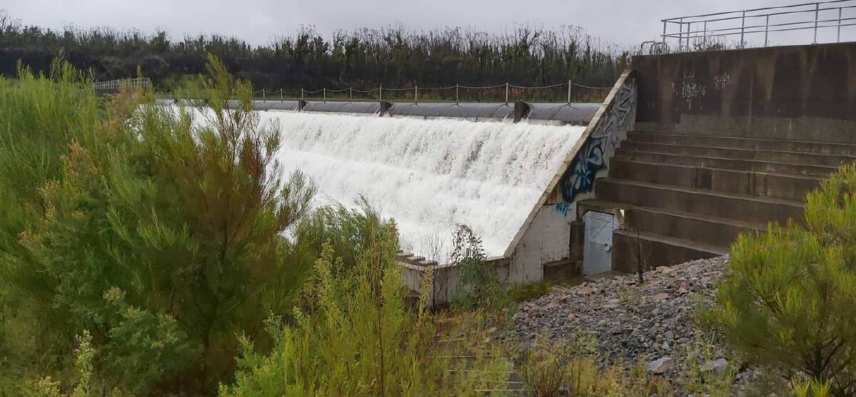 OVERFLOW: Porters Creek Dam, west of Milton has spilled over. Image: Ulladulla SES 