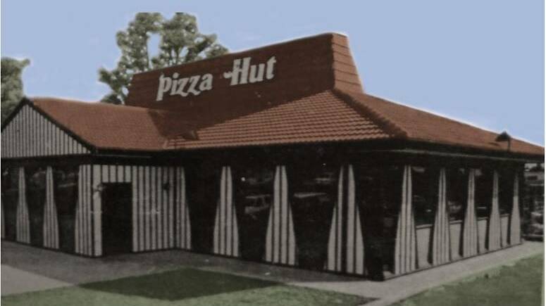 ORIGINAL: The Nowra Pizza Hut store in southern Kinghorne Street in 1976. Image: Shoalhaven in the 20th Century