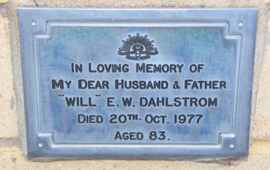 Emil "Will" Dahlstrom's simple plaque in the Nowra General Cemetery.