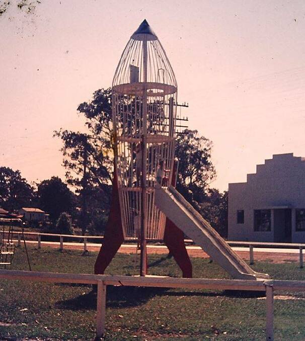 The famous rocket ship ride in The Lions Park Bomaderry. Who remembers that?
