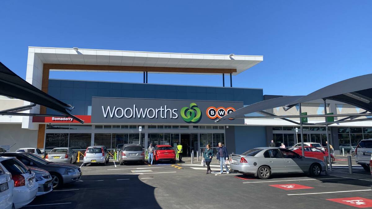 NOW OPEN: The new Bomaderry Woolworths officially opened to the public on Wednesday, August 5. Photo: Stuart Thomson
