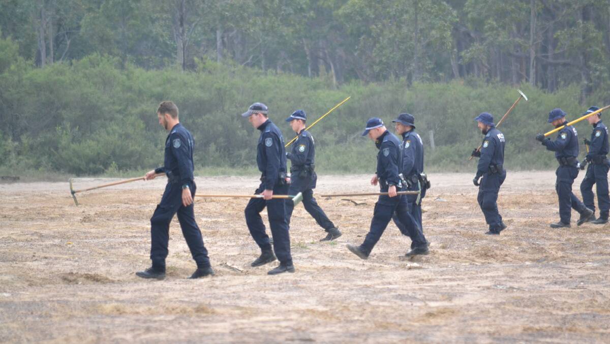 Police search bushland off Warra Warra Road at South Nowra as part of the investigation into missing Sydney woman Samah Baker. Photo: Damian McGill