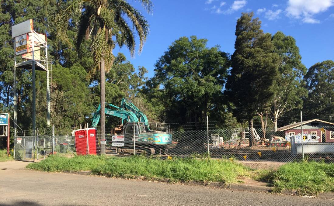 The Riverhaven Motel, on the southern bank of the Shoalhaven River, has been demolished as part of the new Nowra bridge project.