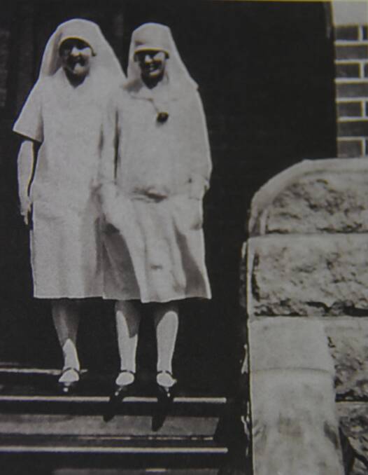 Doris Schofield and Matron Cawod at David Berry Hospital. Geoff Herne Collection