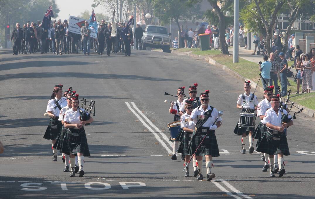 Shoalhaven City Pipes and Drums members will join a world-wide event to mark centenary end of World War 1 this Sunday, November 11.