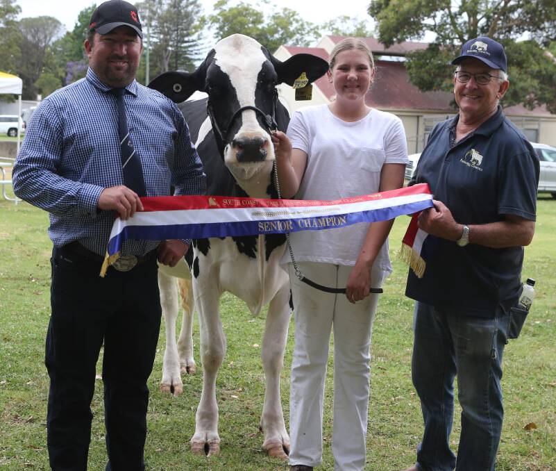 Senior champion was the Herne Russell entry Boscawen Solomon Hezbollah shown by Georgia Herne with judge Rocky Allen and Alex Cochrane.
