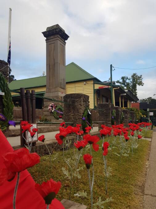 GREAT SERVICE: A large crowd of around 1000 attended the 2021 Anzac Day service in Kangaroo Valley. Photos: Intan Kallus