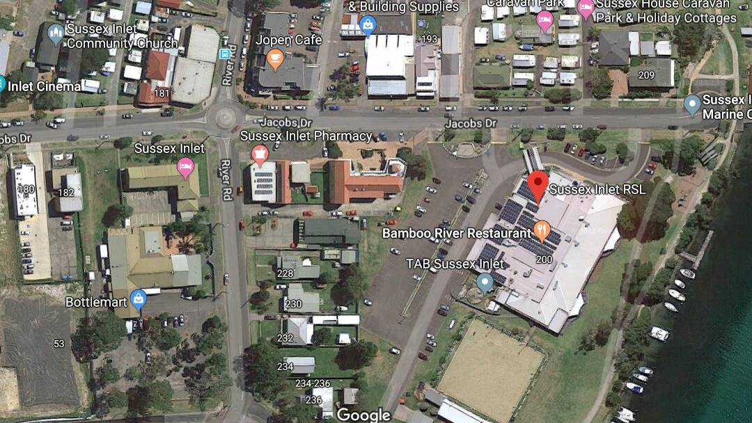 SUSSEX: Police are investigating an armed robbery at Sussex Inlet RSL Club in Jacobs Drive late Thursday night. Photo: Google Maps