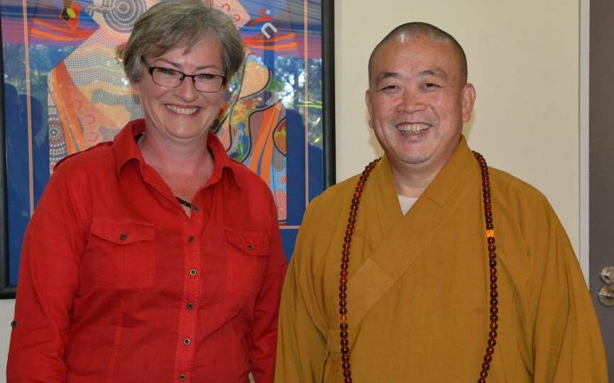 Shoalhaven Mayor Amanda Findley with Shaolin Abbot, Shi Yongxin during their 2017 meeting.