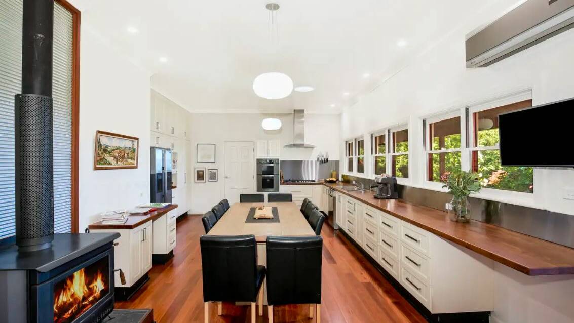 EXECUTIVE HOME IN A BLUE CHIP LOCATION: Saint Bunbury on Tourist Road, Beaumont on the market for $3.7 million through Ray White Berry. Images supplied