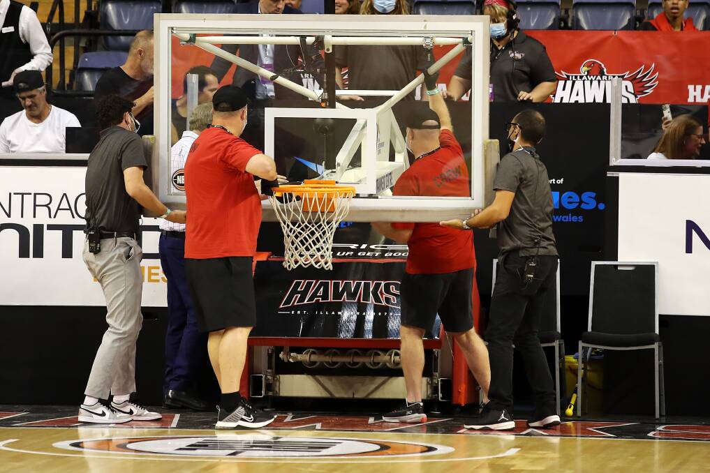 Monday's Hawks-Bullets clash was delayed when one of the rings collapsed. Photo: NBL Media