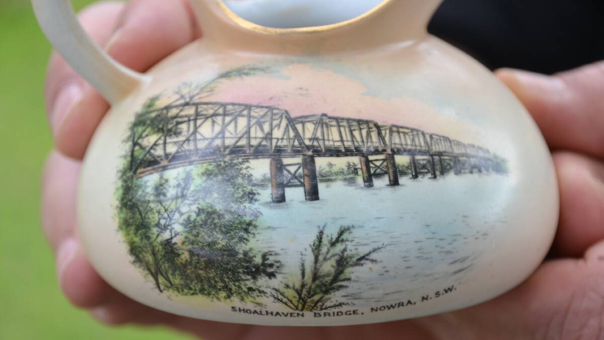 Bone china souvenirs featuring a picture of the Shoalhaven River Bridge would have been purchased by visitors to Nowra from the 1920s onwards. 