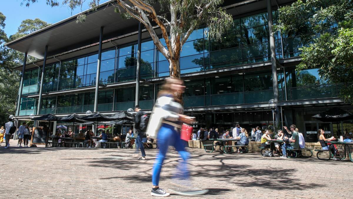 MOVES: On Thursday University of Wollongong Vice-Chancellor, Professor Paul Wellings will brief staff on the financial impact of COVID-19. Photo: Adam cLean.