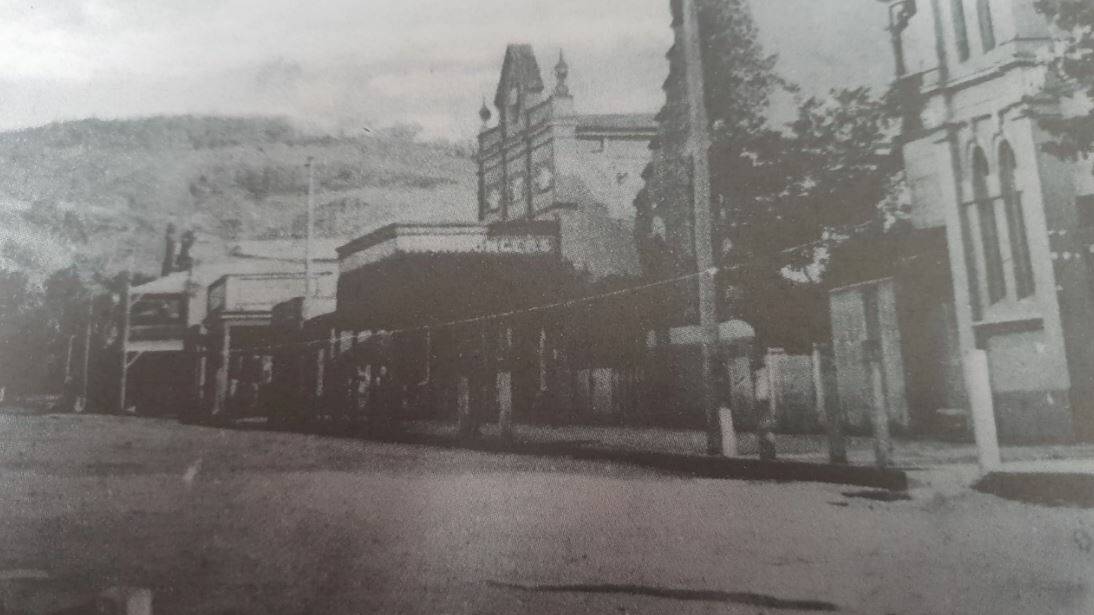 MEMORY LANE: Queen Street, Berry in 1904. Photo: Shoalhaven Historical Society. 