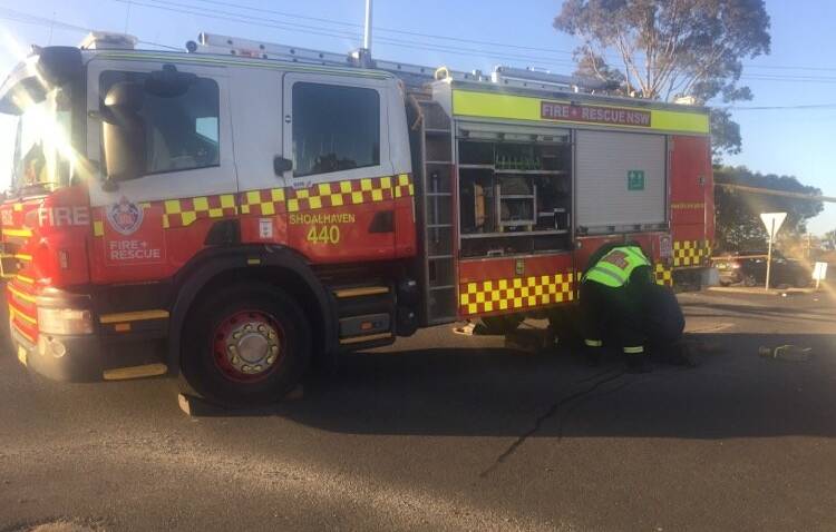 Fire truck loses rear wheels at Kinghorne Street and Albatross Road roundabout