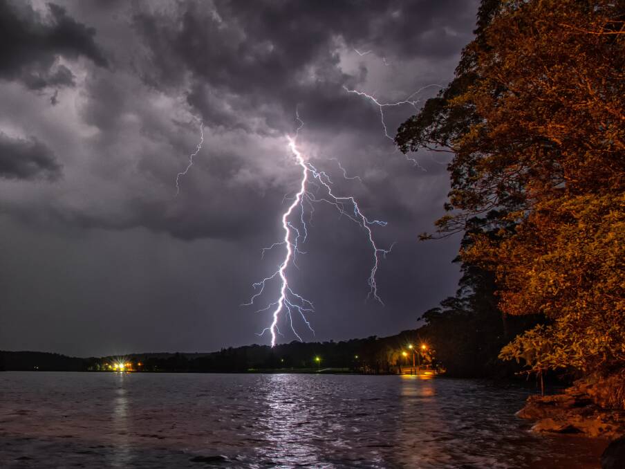 LIGHT SHOW: Mother Nature put on quite a display over the Shoalhaven on Tuesday night. Image: Matt Jeffrey Photography.