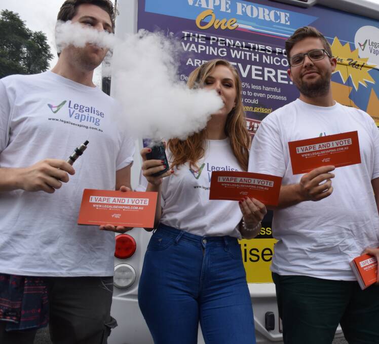 Kerrod Gream, of Armidale, with Katarina Perkovic and Brian Marlow of Sydney, in Nowra to campaign for the legalisation of nicotine vaping.
