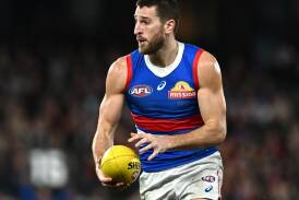 Marcus Bontempelli led the way for the Western Bulldogs in a practice match drubbing of Hawthorn. (Joel Carrett/AAP PHOTOS)