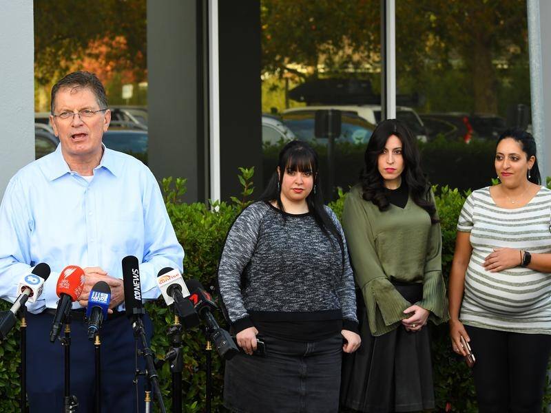 Former Vic premier Ted Baillieu and sisters Dassi Erlich, Nicole Meyer and Elly Sapir.