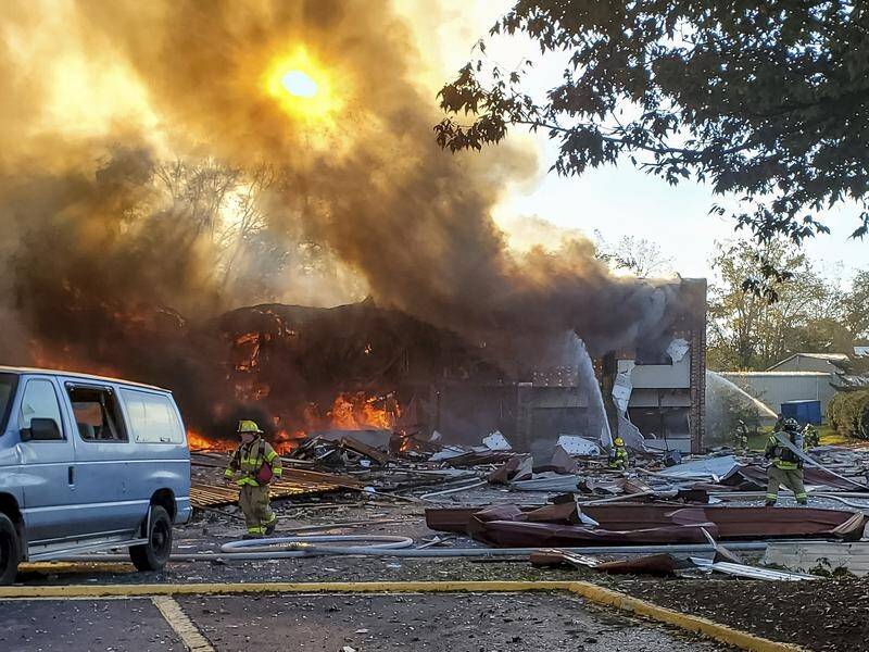 An explosion and fire at a shopping centre in the US state of Virginia is under investigation.