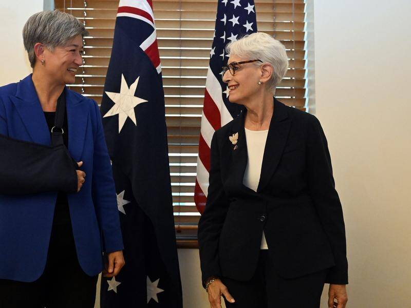 Penny Wong met with Wendy Sherman on Monday to discuss support for a free and open Indo-Pacific. (Mick Tsikas/AAP PHOTOS)