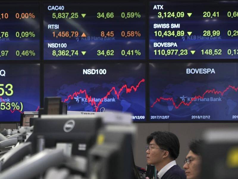 Asian stocks flatlined on Wednesday ahead of a deadline for a US-China trade deal.