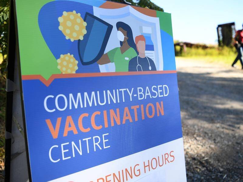 The government has decided to make vaccination compulsory for aged care workers.