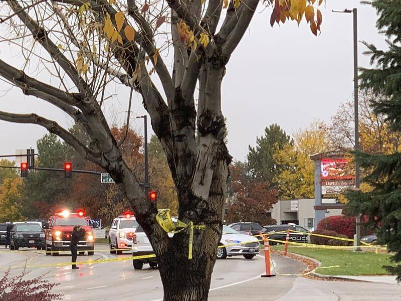 The suspect in a Boise, Idaho shopping mall shooting that killed two people has died, police say.
