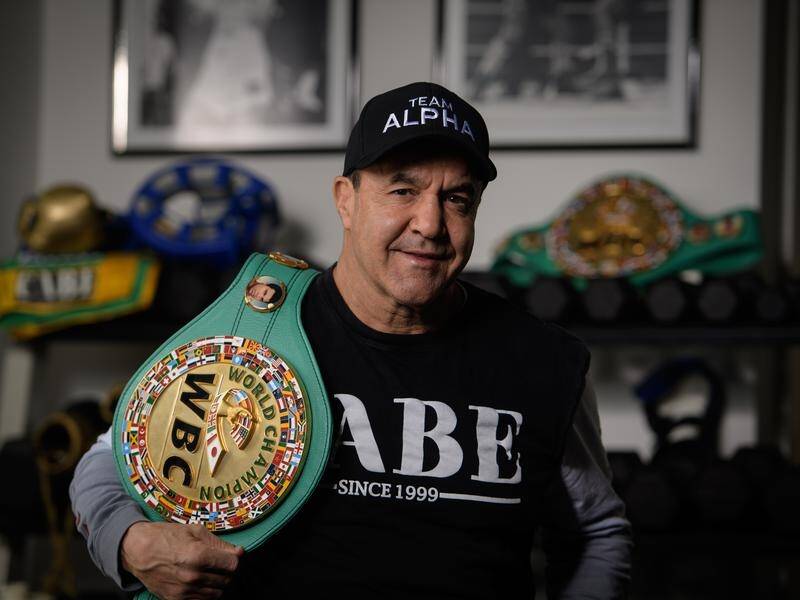 Aussie boxer Jeff Fenech has been awarded a fourth world title after a 31 year wait. (Dan Himbrechts/AAP PHOTOS)