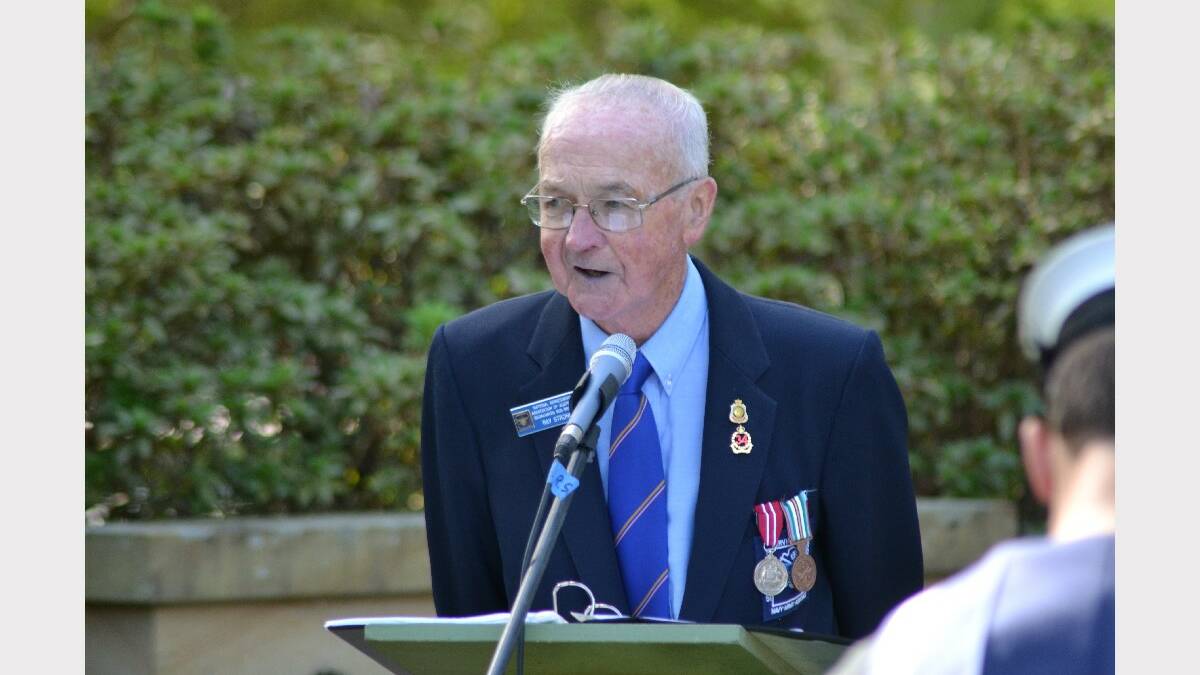 Berry RSL sub-branch president Raymond Strong makes an opening address.