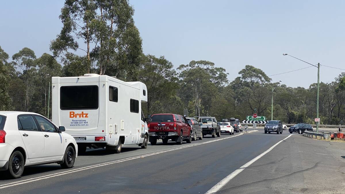 Traffic on Jervis Bay Road already starting to build up as motorist try to get onto the Princes Highway. 