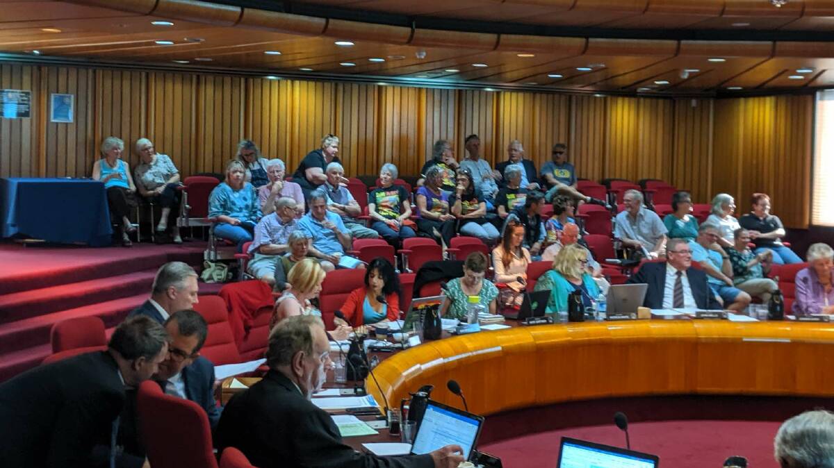 The public gallery was unusually full at the beginging of Shoalhaven Council's ordinary meeting. 