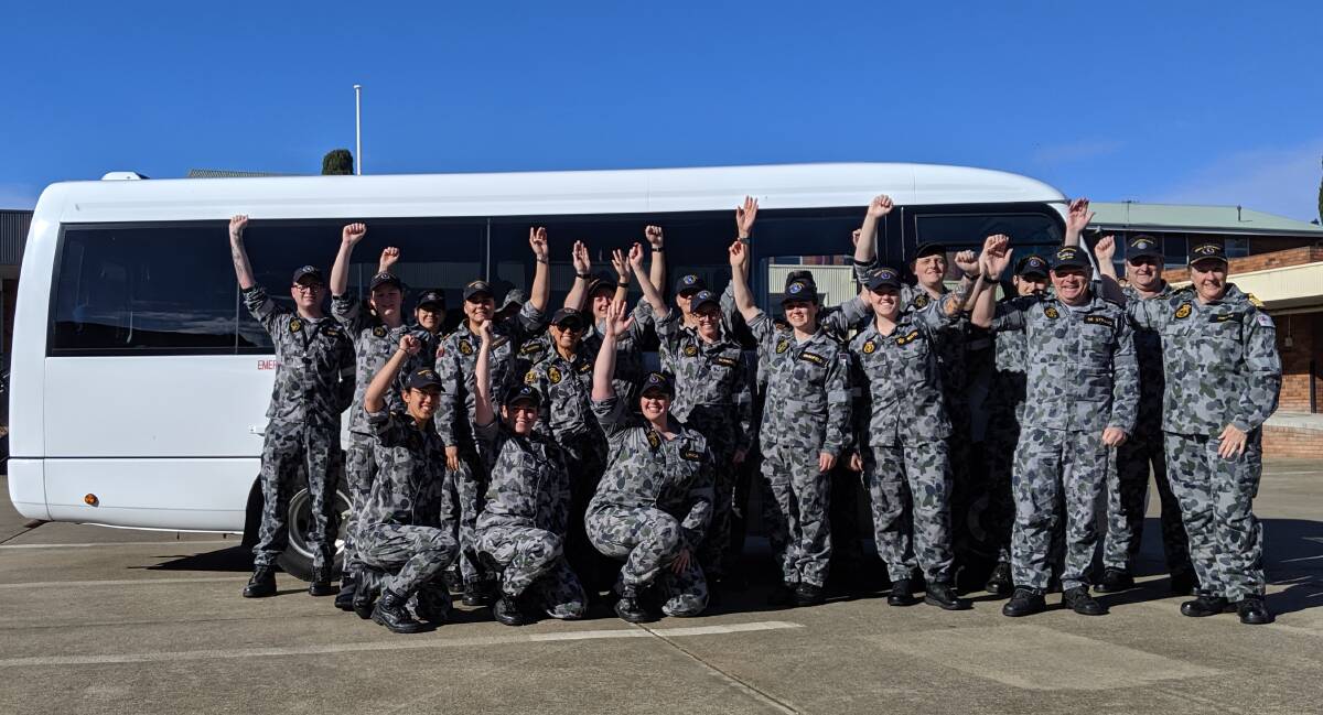 Sailors from HMAS Albatross ready to depart for the Blood Challenge. 