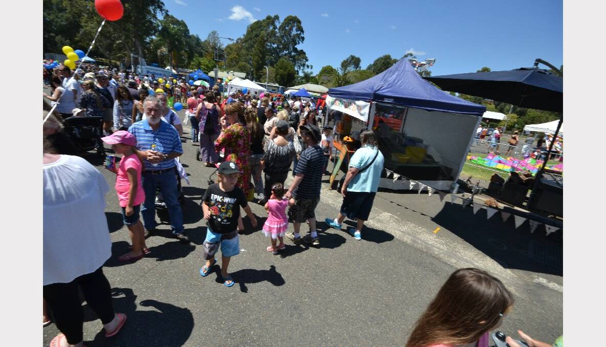 Thousands of people turned up to the first Shoalhaven River Festival on Saturday. Contact us to purchase photos of this momentous event. Phone 44219123.
